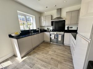 Open Plan Kitchen- click for photo gallery